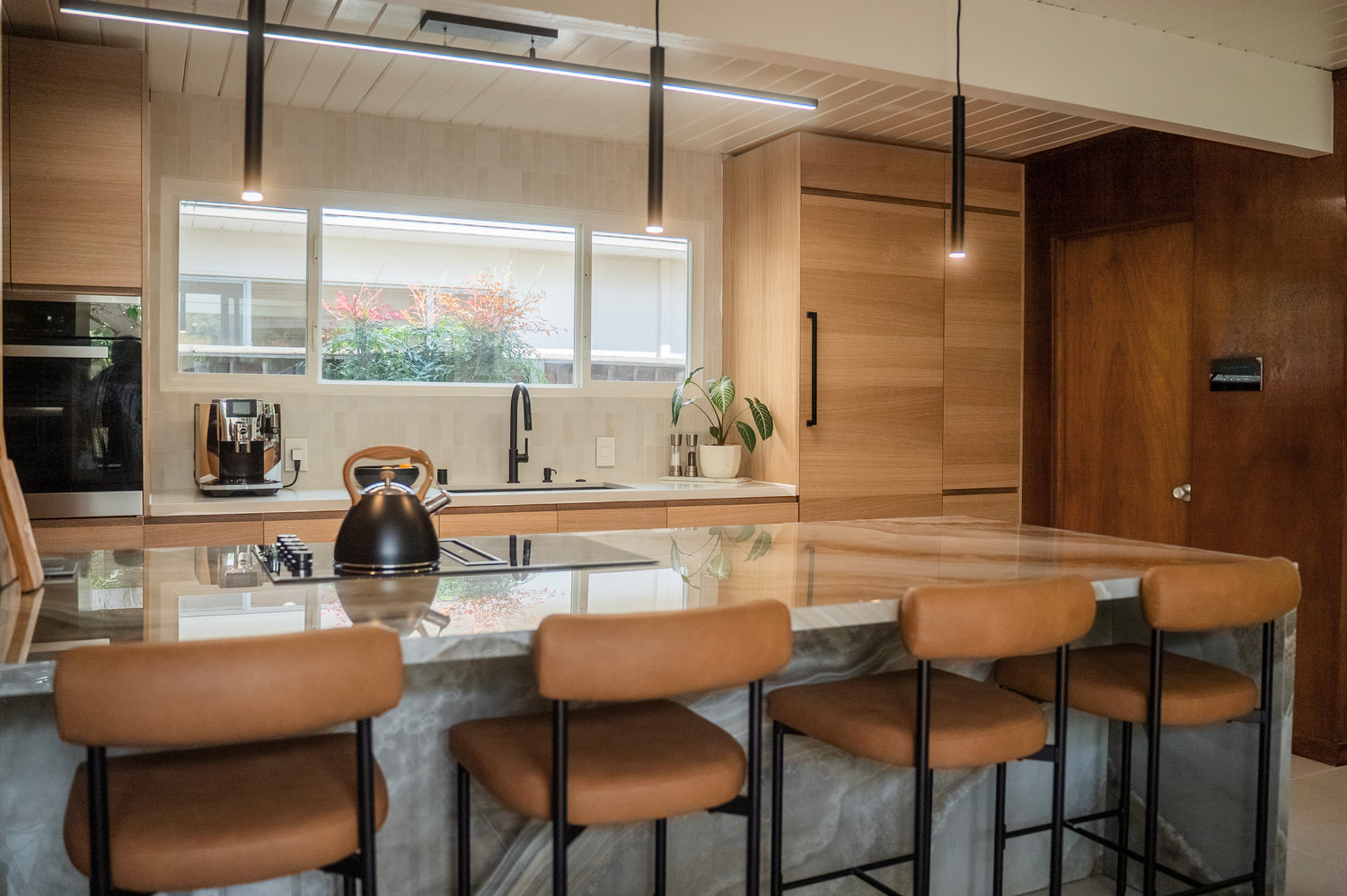White Oak Premium Kitchen Cabinets - Beyond Kitchen Inc.